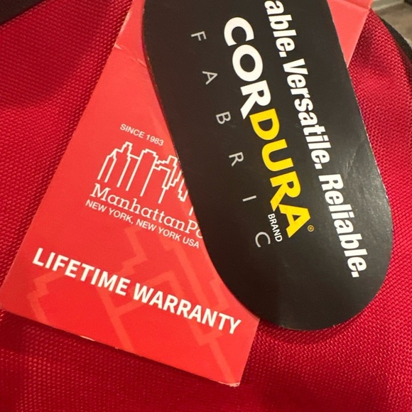 Manhattan Portage NY Messenger Bag - RED $39 New NWT - Picture 7 of 7